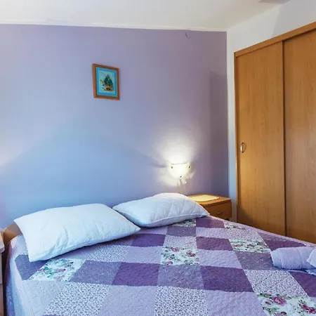 Two-bedroom In Peruški
