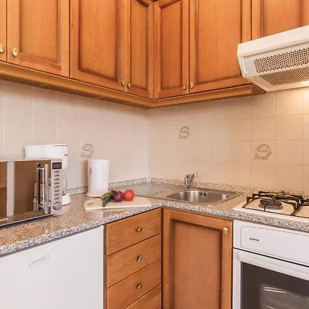 Two-bedroom In شقة Peruški